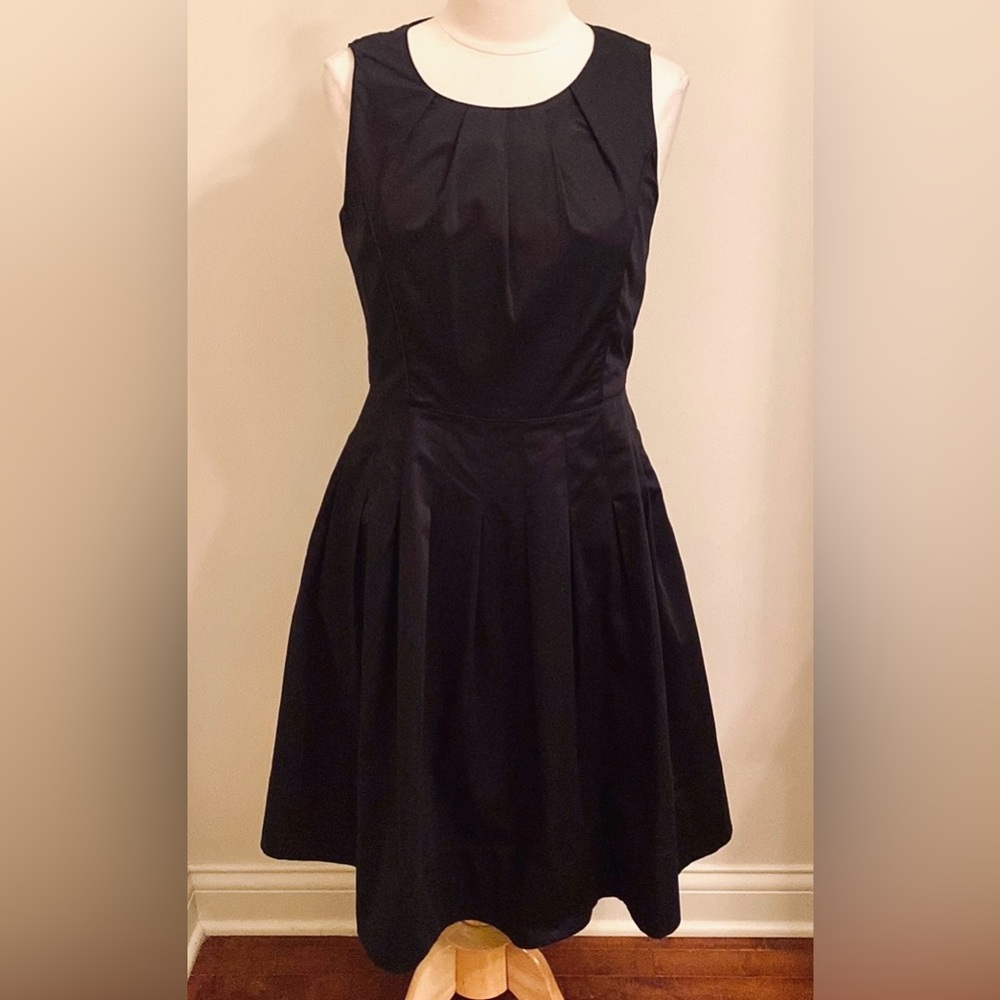 Talbots Black Size 10 Classy Preppy Chic Sleeveless Fit & Flare Elegant Dress